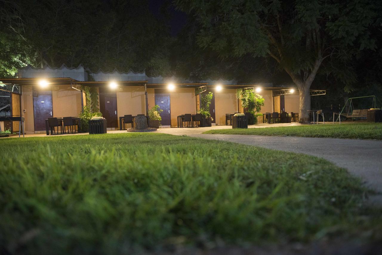 Вилла Gvulot - Kibbutz Experience Gevulot Экстерьер фото