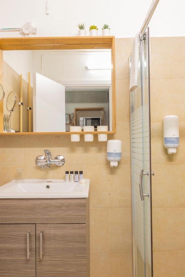 Вилла Gvulot - Kibbutz Experience Gevulot Экстерьер фото